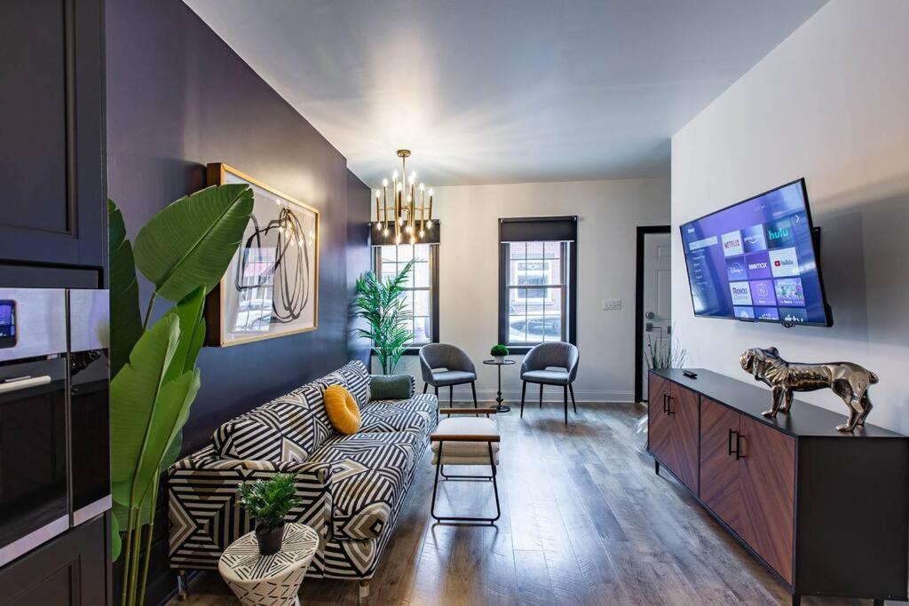 King Bed / Free Parking / Bbq / Fire Pit / Arcade Villa Pittsburgh Exteriör bild